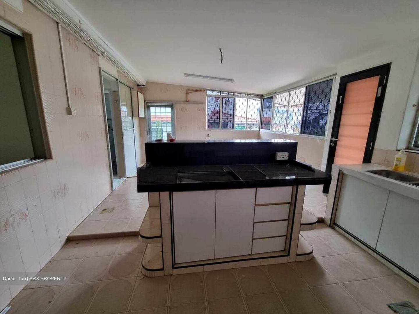 Hillview Estate (D23), Terrace #499433691